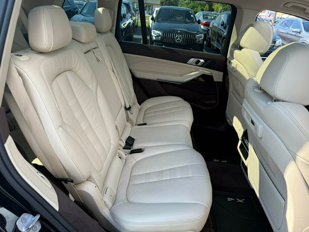 2019 BMW X7 xDrive40i Sports Activity Vehicle - 22872666 - 18