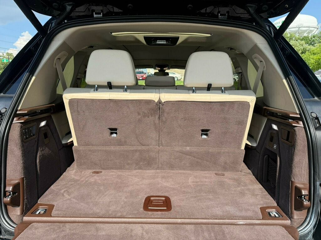 2019 BMW X7 xDrive40i Sports Activity Vehicle - 22872666 - 35