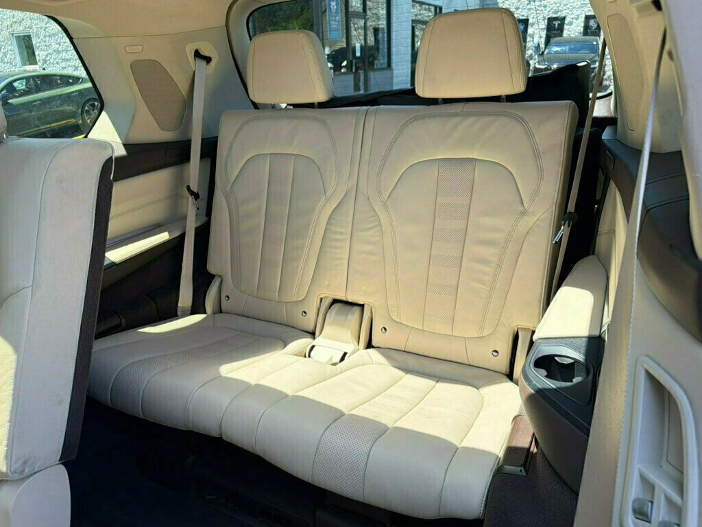 2019 BMW X7 xDrive40i Sports Activity Vehicle - 23040323 - 27