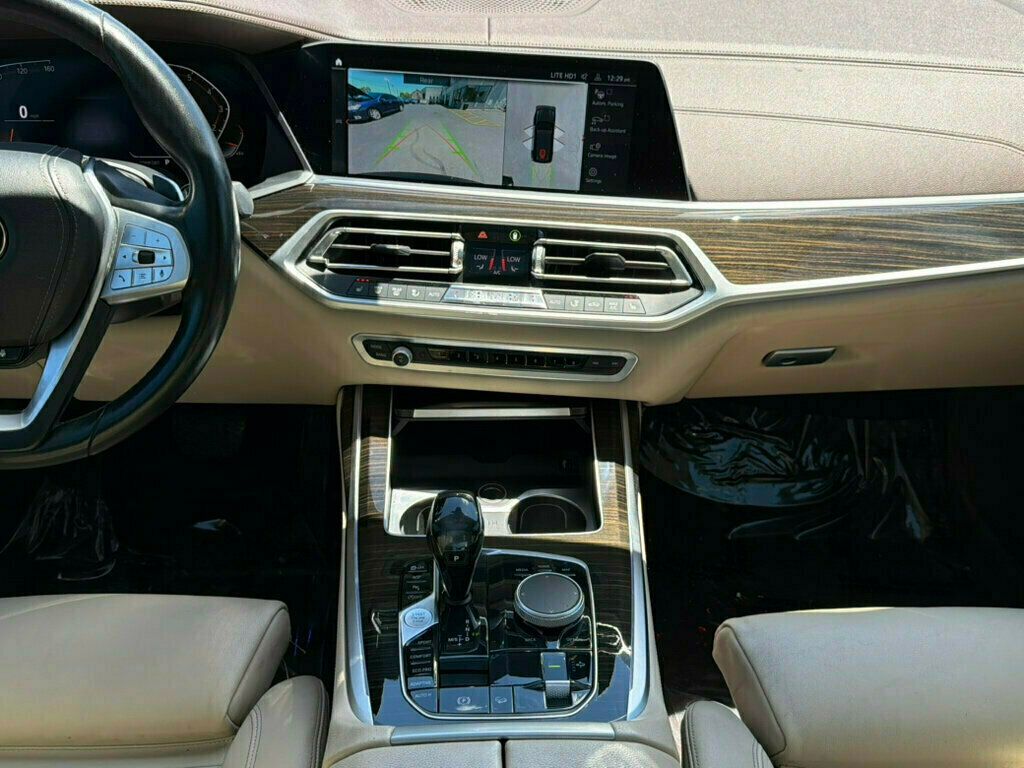 2019 BMW X7 xDrive40i Sports Activity Vehicle - 23040323 - 32