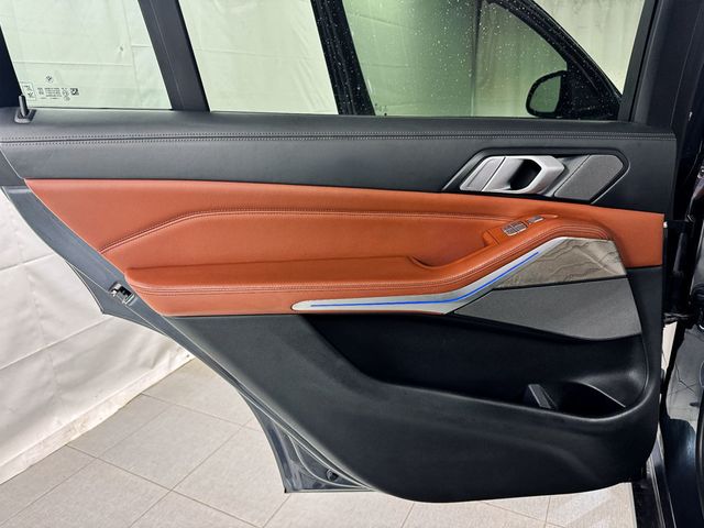 2019 BMW X7 xDrive40i Sports Activity Vehicle - 23054413 - 16