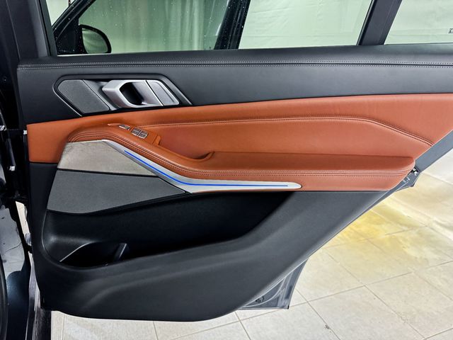 2019 BMW X7 xDrive40i Sports Activity Vehicle - 23054413 - 17