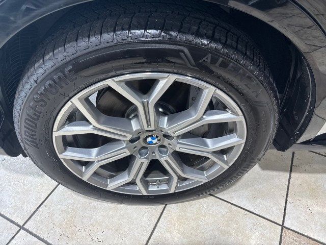 2019 BMW X7 xDrive50i Sports Activity Vehicle - 22883288 - 29