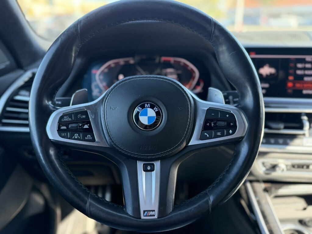 BMW X7 photo 11