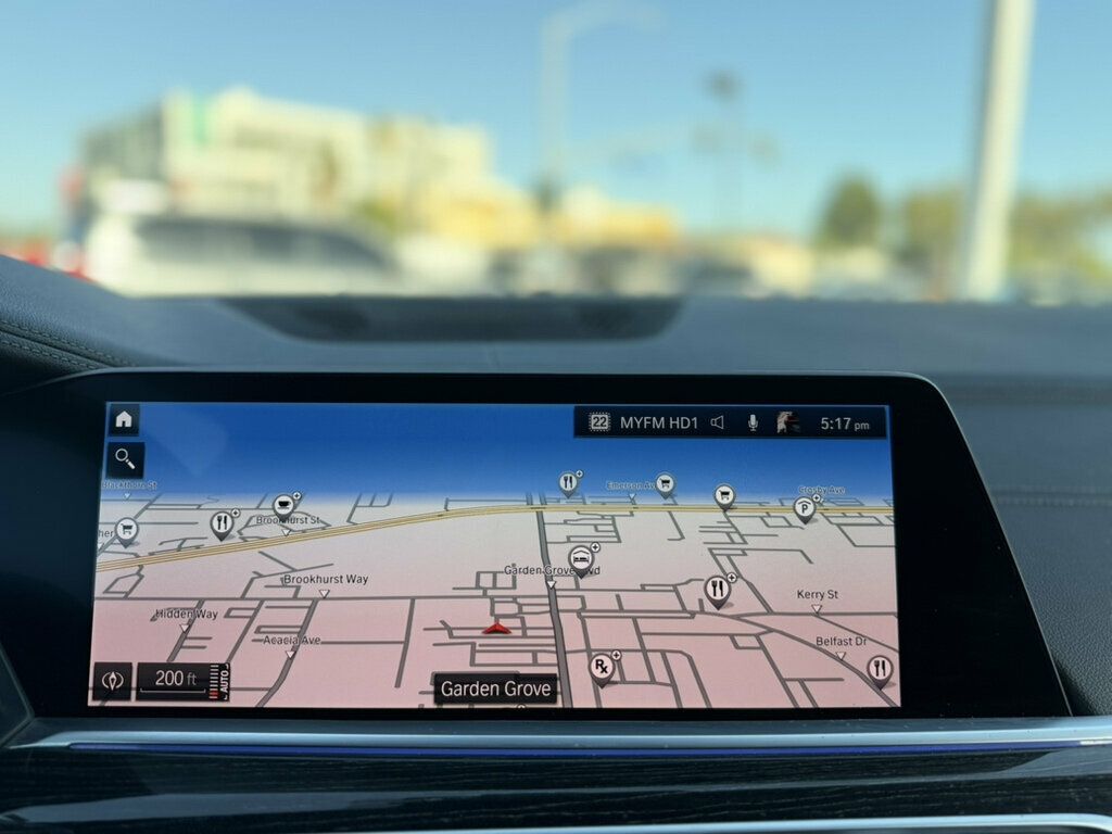 BMW X7 photo 15
