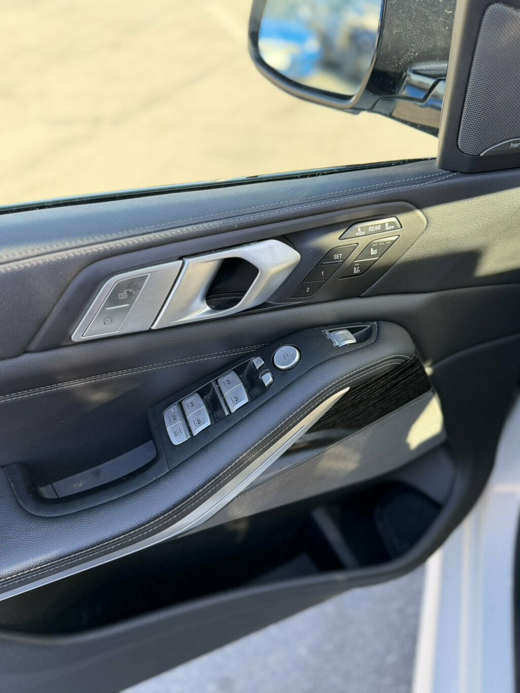 BMW X7 photo 20