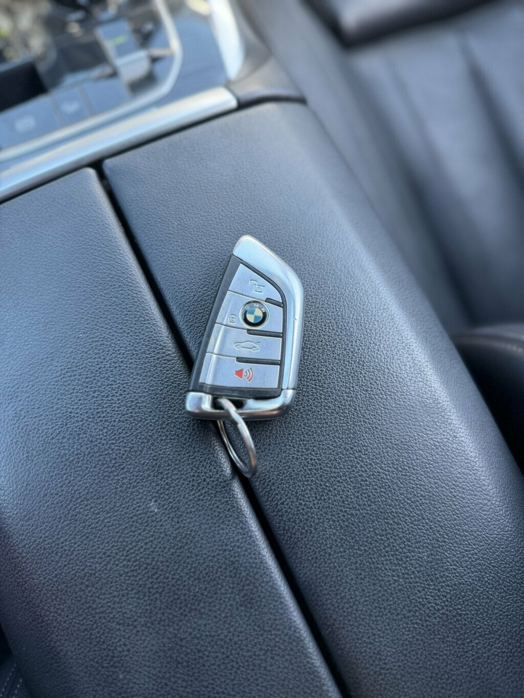 BMW X7 photo 27