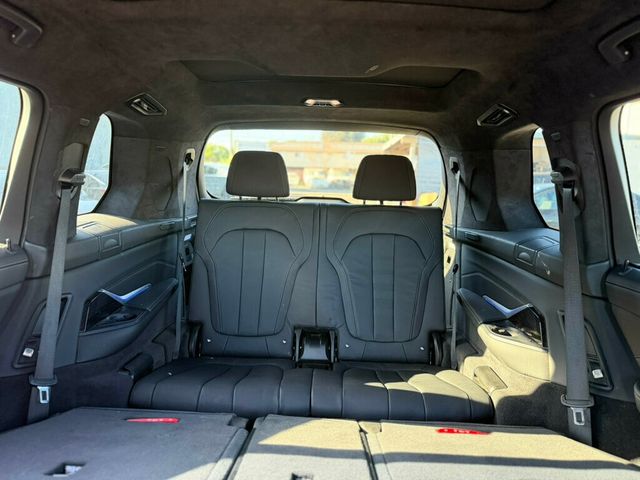 2019 BMW X7 xDrive50i Sports Activity Vehicle - 23061567 - 8