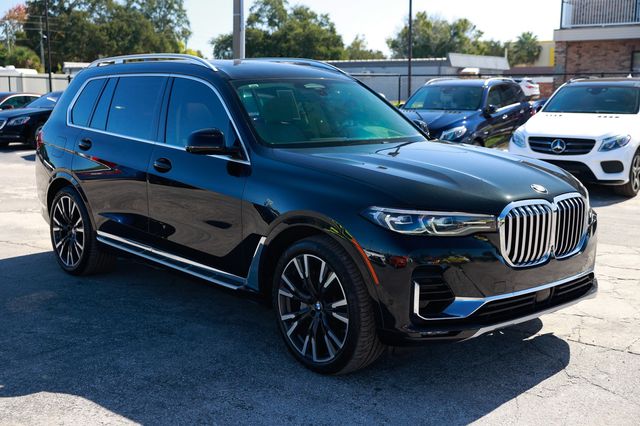 2019 BMW X7 xDrive50i Sports Activity Vehicle - 22939611 - 16