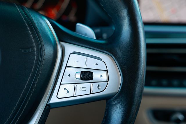 2019 BMW X7 xDrive50i Sports Activity Vehicle - 22939611 - 32