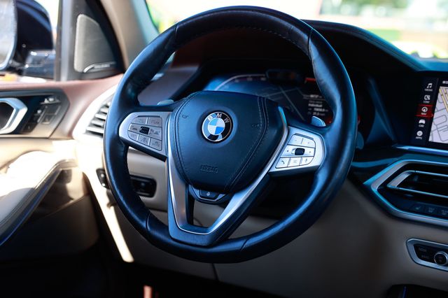 2019 BMW X7 xDrive50i Sports Activity Vehicle - 22939611 - 34