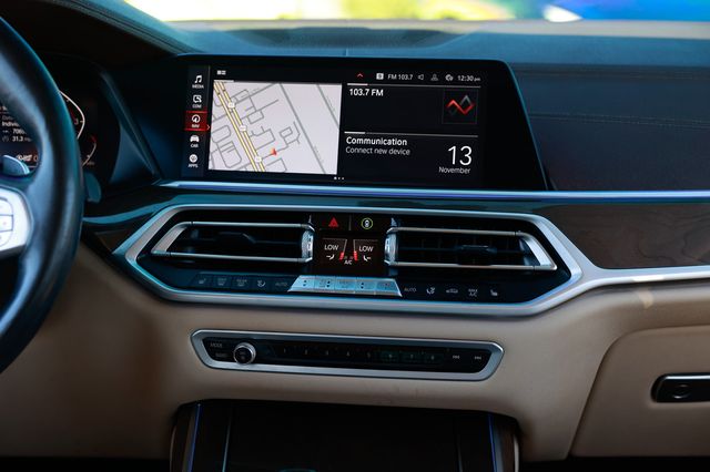 2019 BMW X7 xDrive50i Sports Activity Vehicle - 22939611 - 42