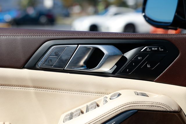 2019 BMW X7 xDrive50i Sports Activity Vehicle - 22939611 - 54