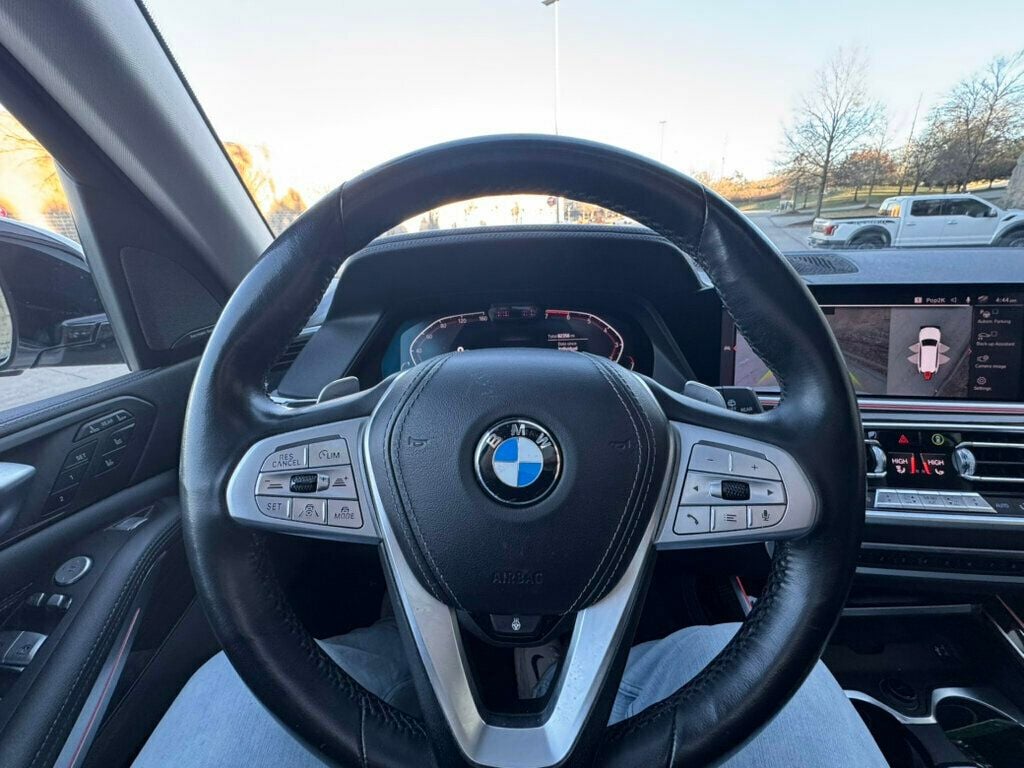 2019 BMW X7 xDrive50i Sports Activity Vehicle - 22747842 - 33