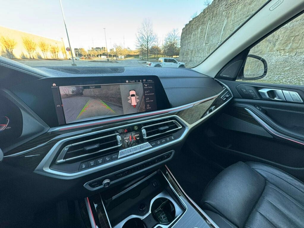 2019 BMW X7 xDrive50i Sports Activity Vehicle - 22747842 - 35