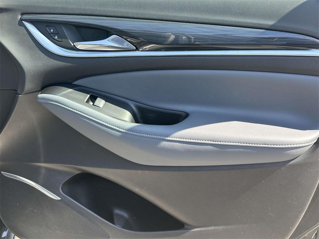 2019 Buick Enclave AWD 4dr Essence - 22375608 - 13