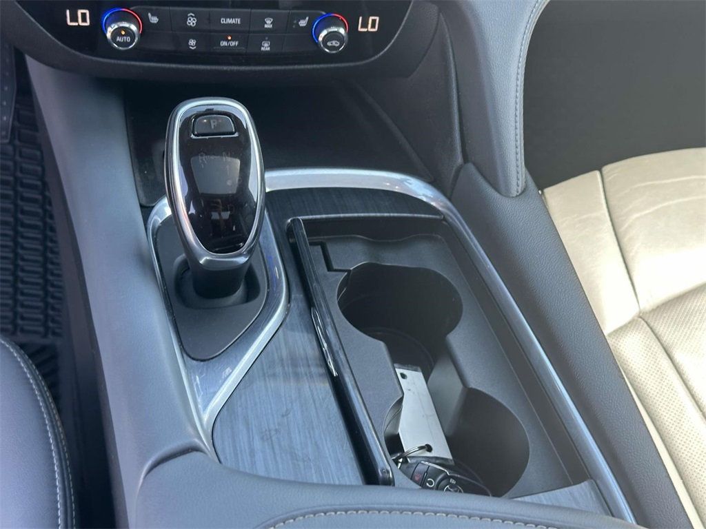 2019 Buick Enclave AWD 4dr Essence - 22375608 - 25