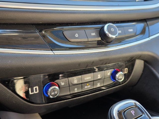 2019 Buick Enclave AWD 4dr Essence - 22907169 - 29