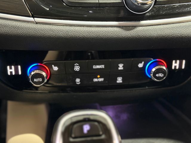 2019 Buick Enclave AWD 4dr Essence - 22956183 - 30