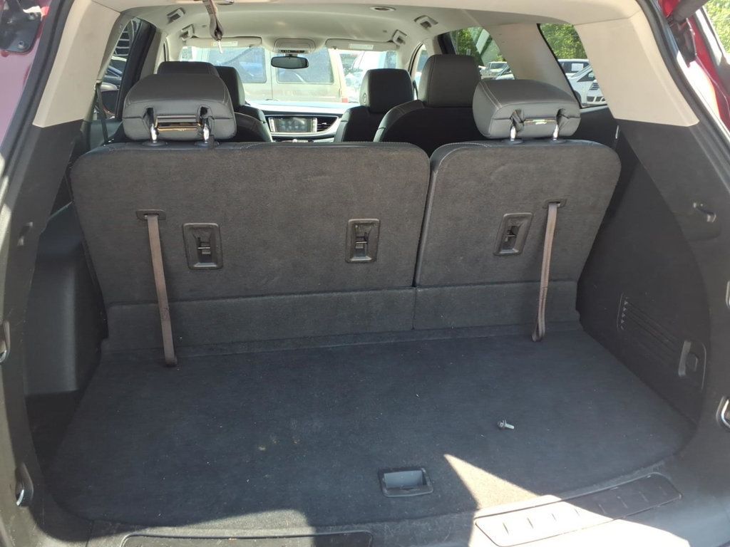 2019 Buick Enclave FWD 4dr Essence - 23021875 - 17