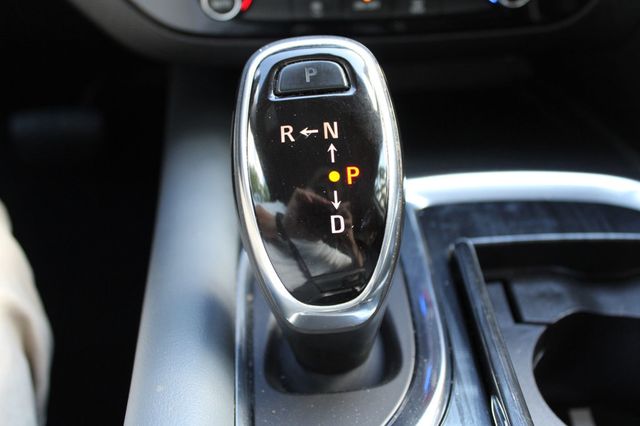 2019 Buick Enclave FWD 4dr Essence - 23011328 - 18