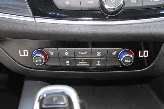 2019 Buick Enclave FWD 4dr Essence - 23011328 - 20