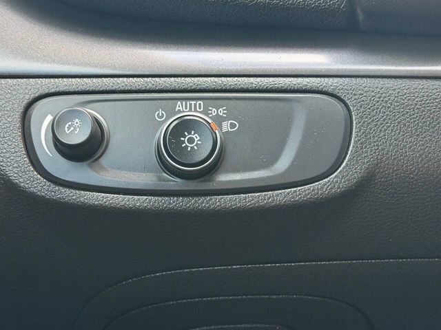 2019 Buick Encore FWD 4dr Preferred - 22975275 - 36