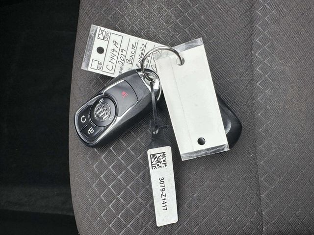 2019 Buick Encore FWD 4dr Preferred - 22997918 - 35