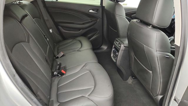 2019 Buick Envision AWD 4dr Premium with Panoramic Moonroof - 22945331 - 23