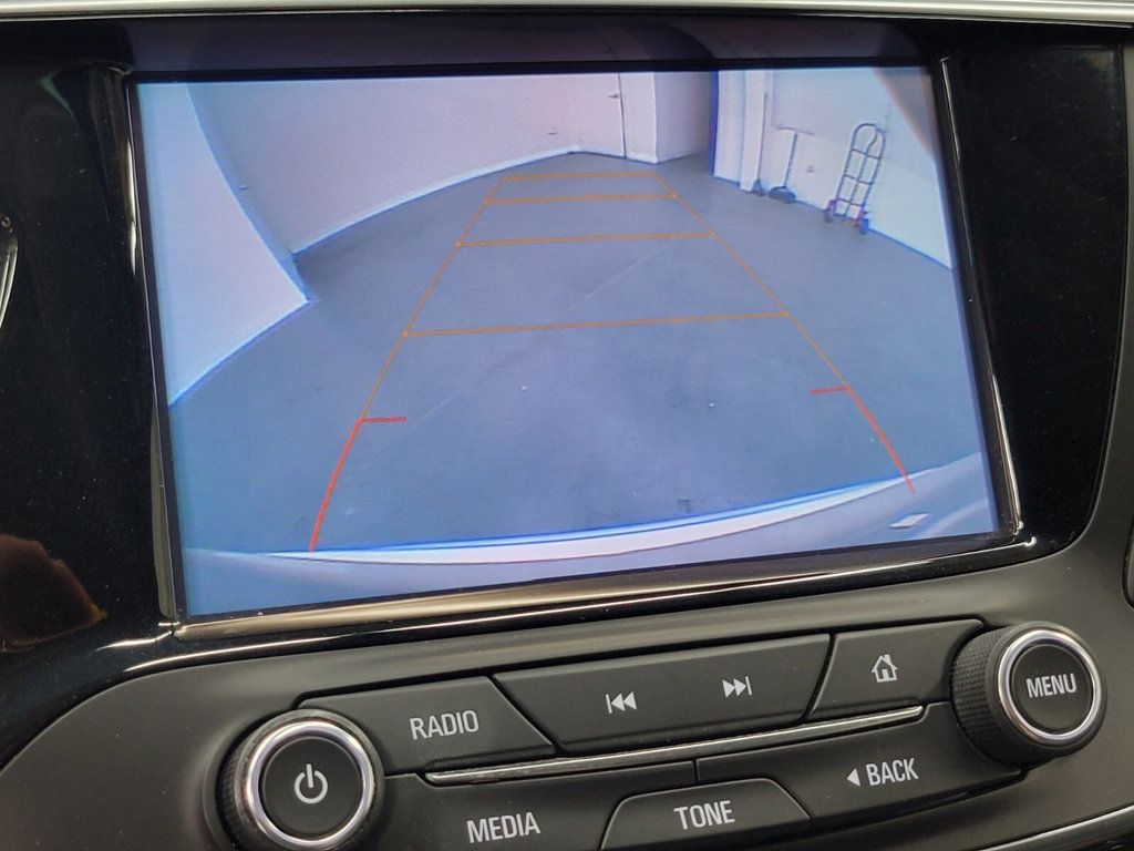 2019 Buick Envision FWD 4dr Essence - 22839145 - 17
