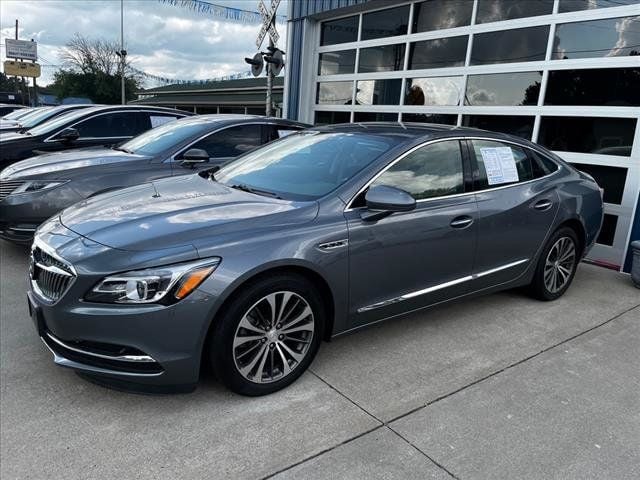 2019 Buick LaCrosse 4dr Sedan Essence AWD - 22515306 - 1