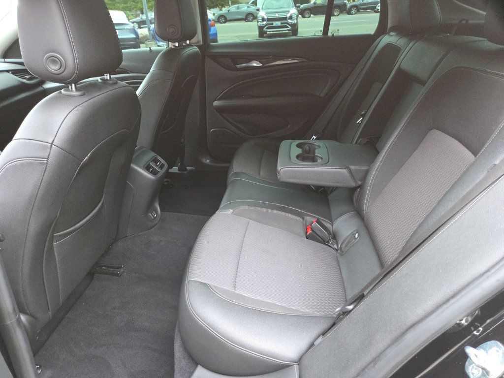 Buick Regal photo 10