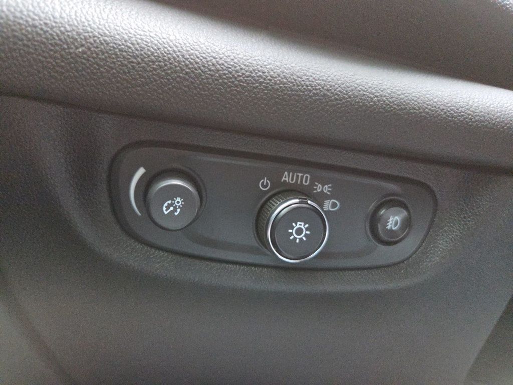 Buick Regal photo 17