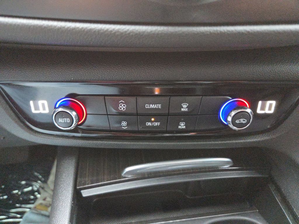 Buick Regal photo 28