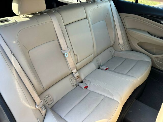 2019 Buick Regal TourX 5dr Wagon Essence AWD - 23029564 - 17