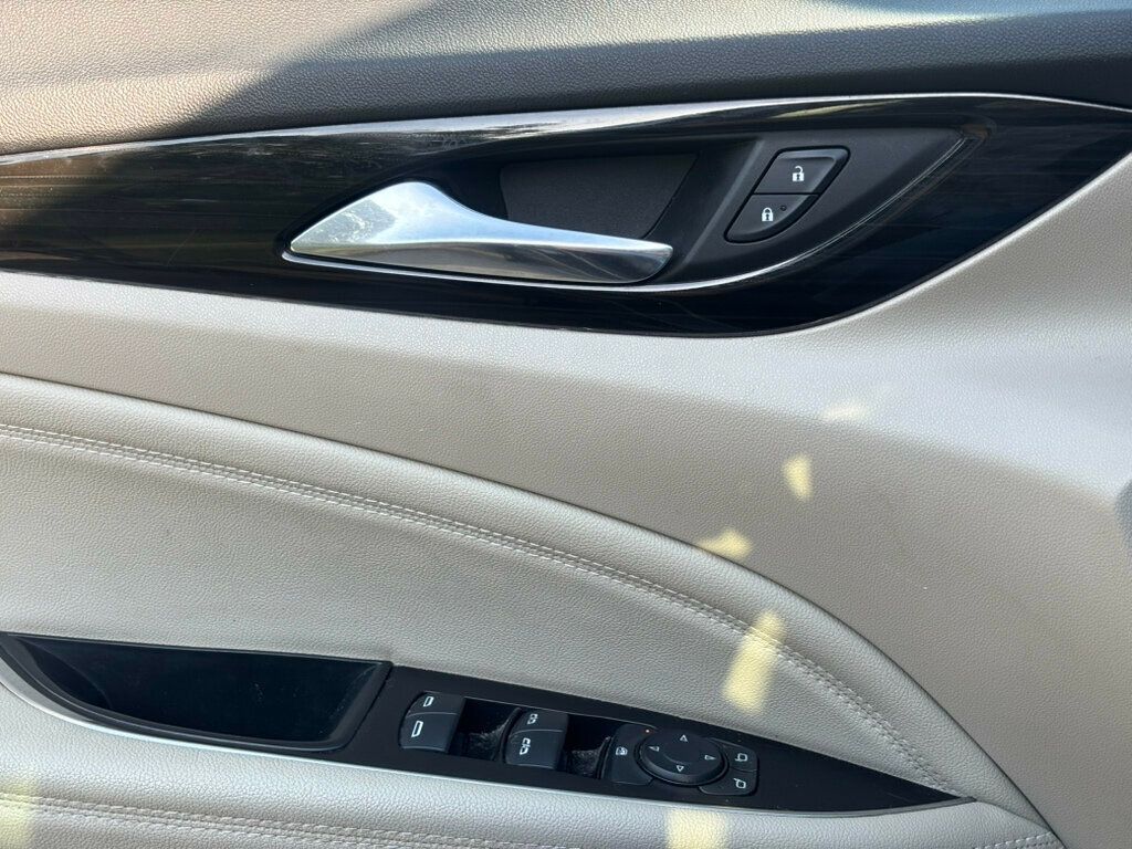 2019 Buick Regal TourX 5dr Wagon Essence AWD - 23029564 - 37
