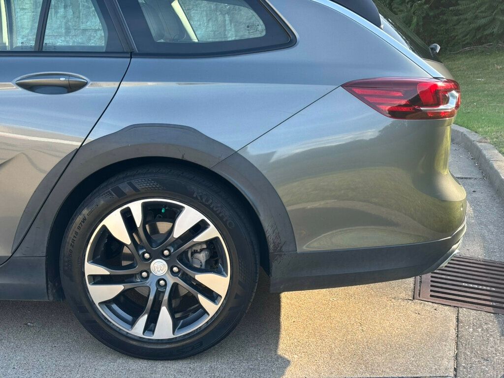 2019 Buick Regal TourX 5dr Wagon Essence AWD - 23029564 - 40