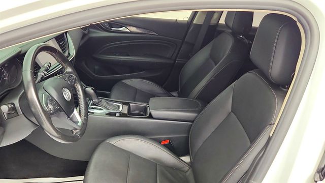2019 Buick Regal TourX 5dr Wagon Essence AWD - 23068317 - 18