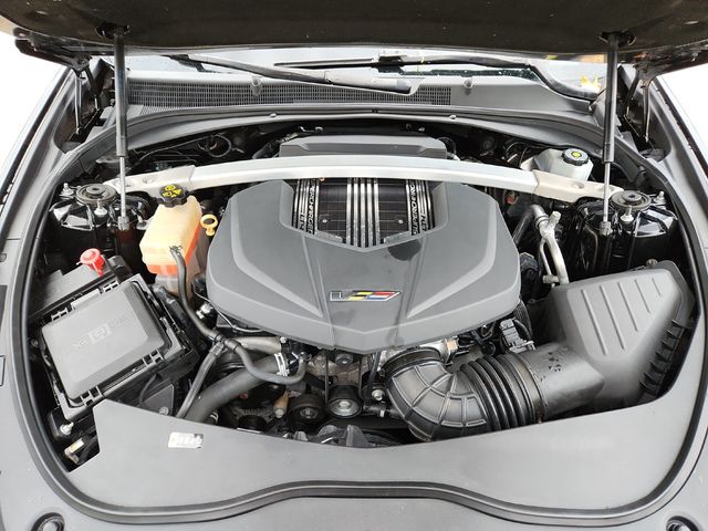 2019 Cadillac CTS-V Sedan 4dr Sedan with Upgraded 19'' Wheels & Red Brembo Brake Calipers - 22934158 - 26