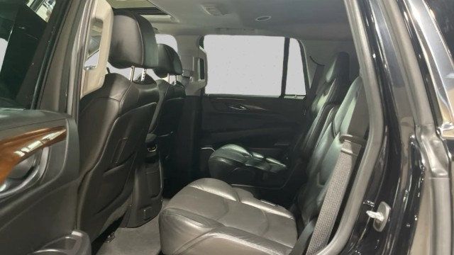 2019 Cadillac Escalade 2WD 4dr Luxury - 22986257 - 10