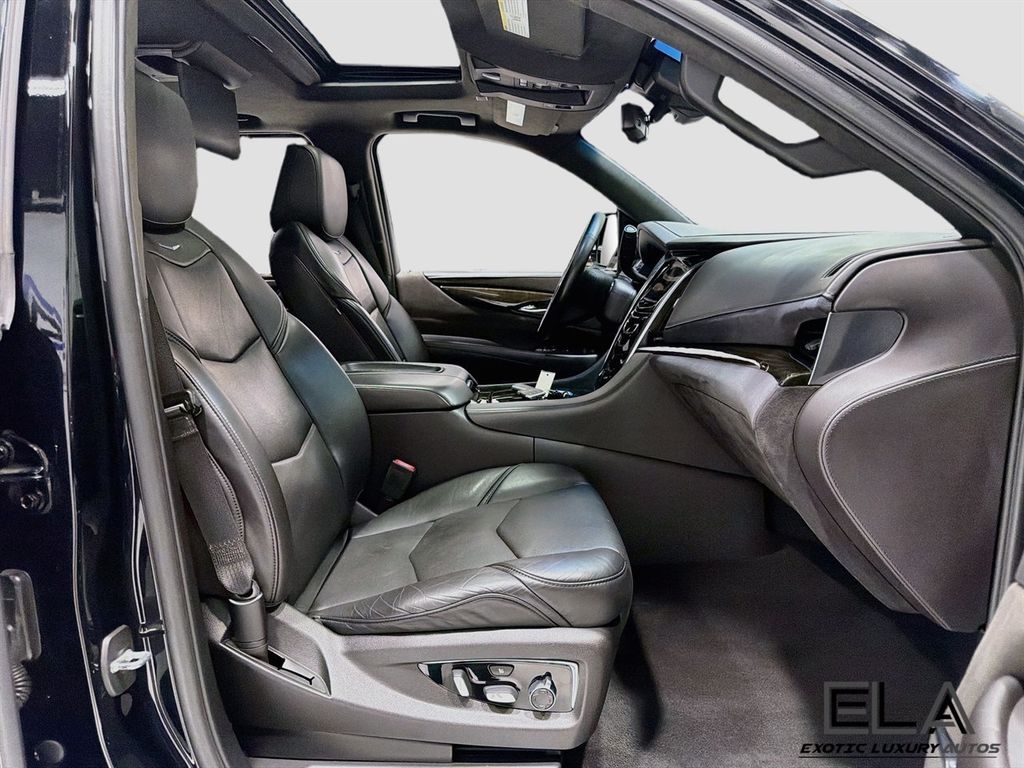 2019 Cadillac Escalade 2WD 4dr Platinum - 23080125 - 32