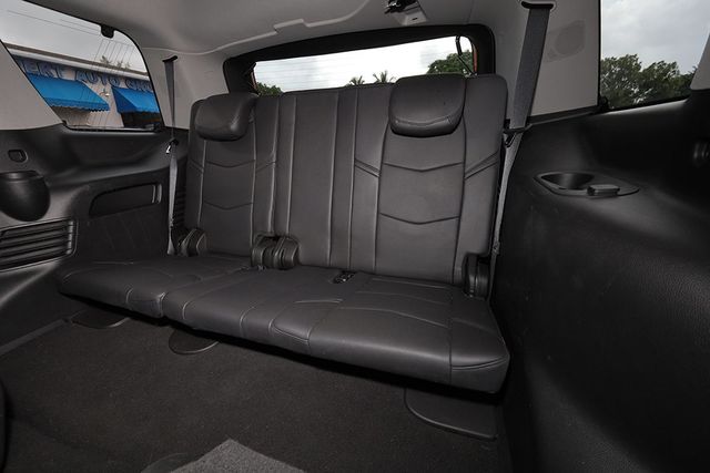 2019 CADILLAC ESCALADE 4WD 4dr Luxury - 23090187 - 17