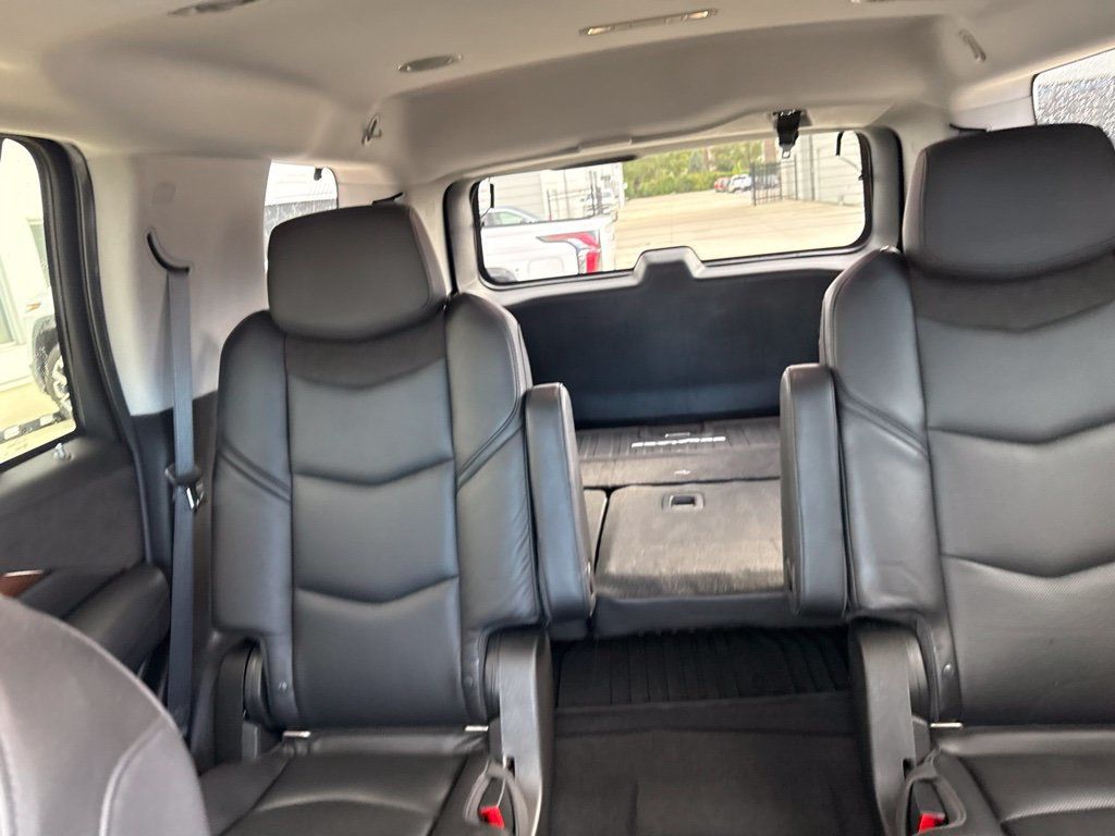2019 Cadillac Escalade 4WD 4dr Luxury - 23096827 - 11