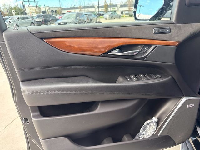 2019 Cadillac Escalade 4WD 4dr Luxury - 23096827 - 8