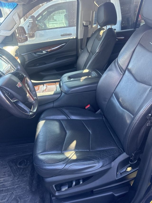 2019 Cadillac Escalade 4WD 4dr Luxury - 22974440 - 18