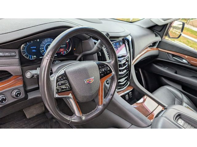 2019 Cadillac Escalade 4WD 4dr Luxury - 22923690 - 19