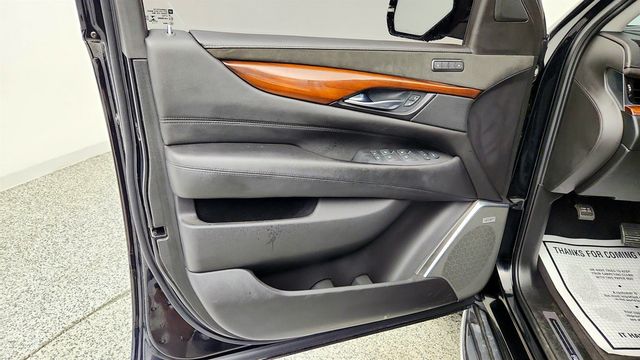 2019 Cadillac Escalade 4WD 4dr Luxury w/ Rear Seat Entertainment & 22'' Wheels - 23075029 - 10