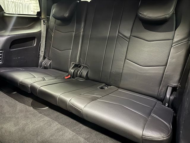 2019 Cadillac Escalade 4WD 4dr Platinum - 22956274 - 26