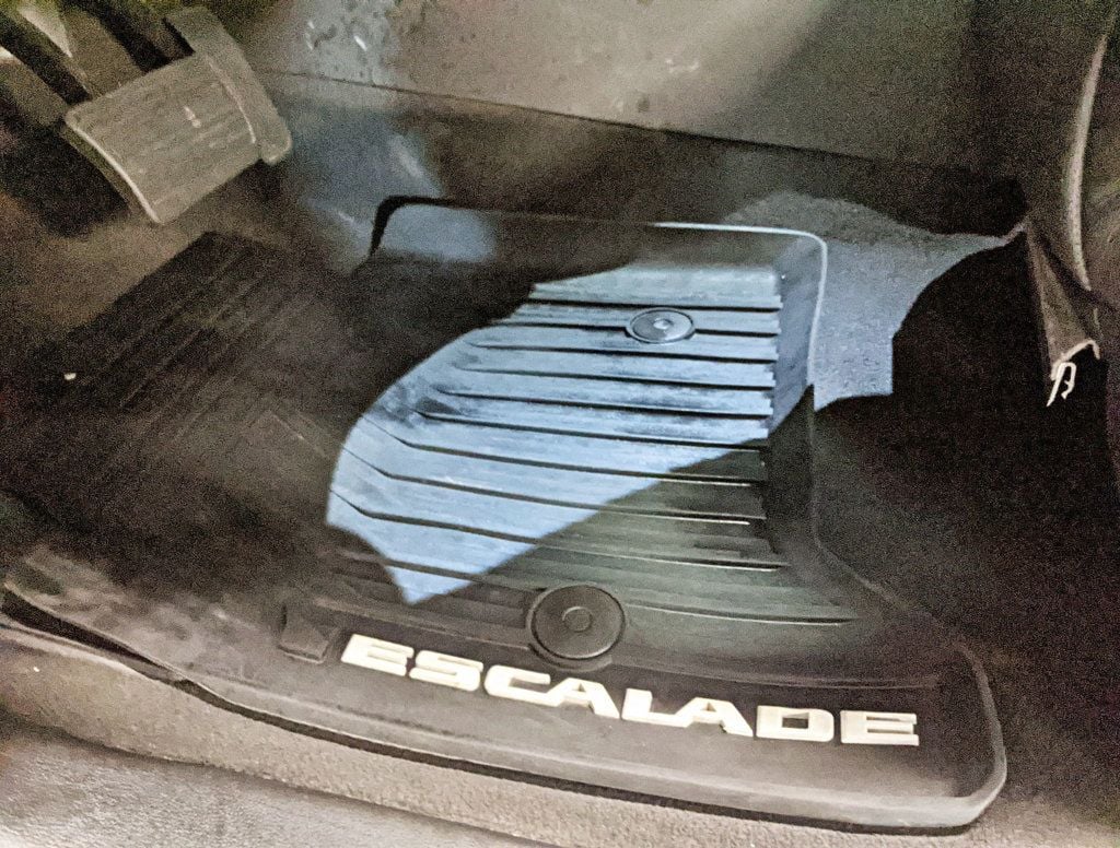 2019 Cadillac Escalade 4WD 4dr Premium Luxury - 22393647 - 16