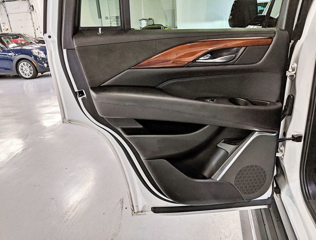 2019 Cadillac Escalade 4WD 4dr Premium Luxury - 22393647 - 44